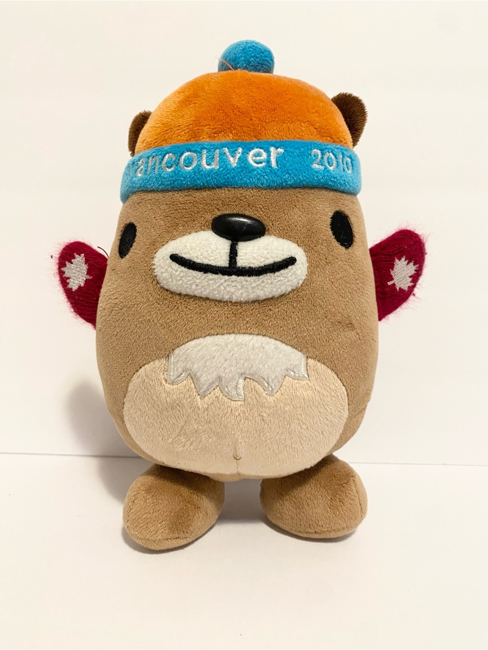 Vancouver 2010 Olympics Mukmuk Mascot Plush Toy Stuffed Animal Red Mittens 9”